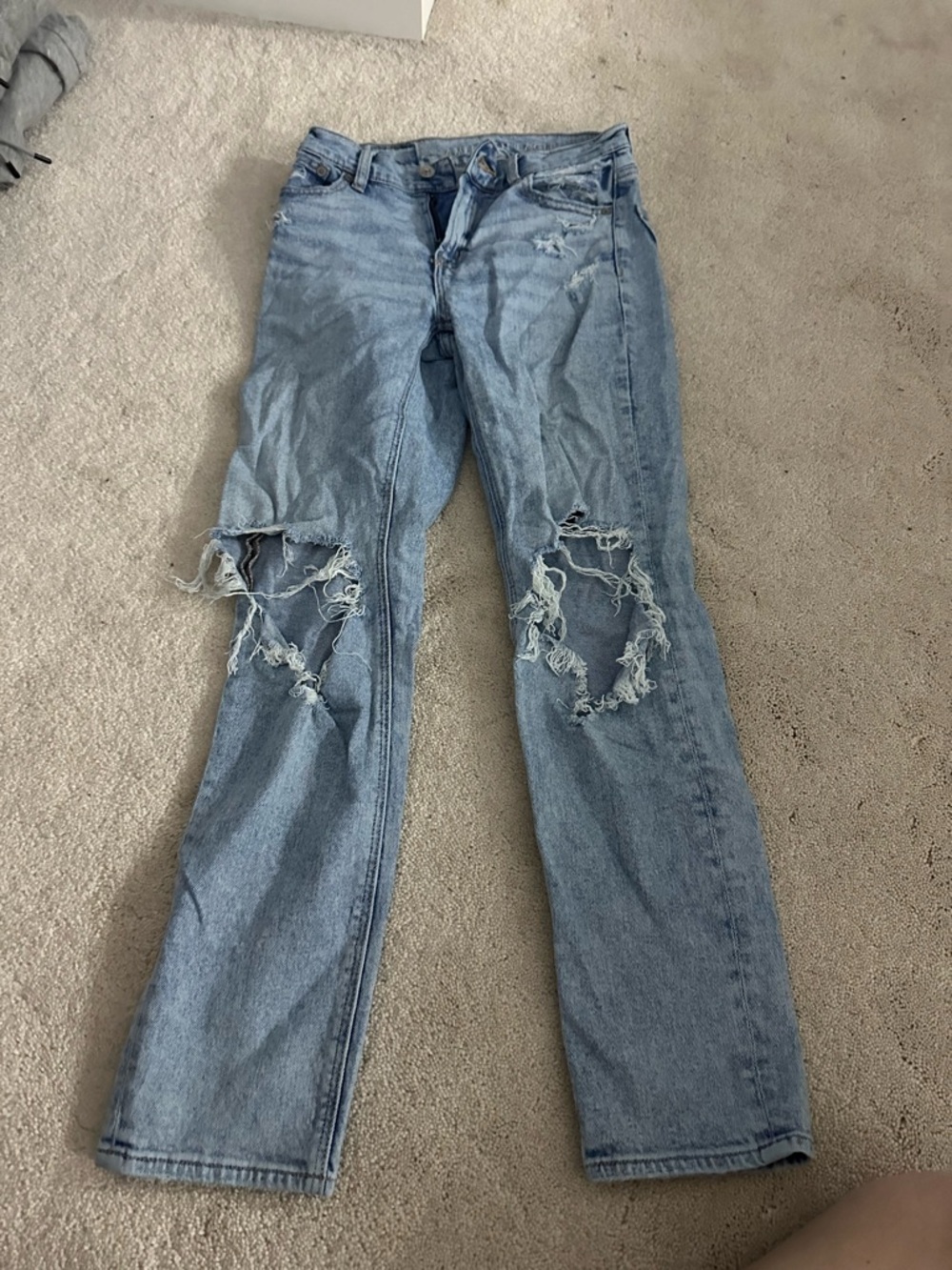 American Eagle Outfitters Light Blue Distressed Straight Leg Jeans